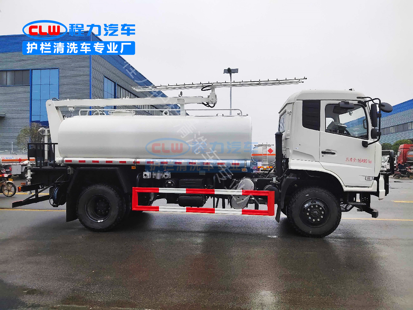 東風(fēng)天錦4驅(qū)灑水車加裝光伏板設(shè)備